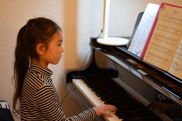 子供の習い事ピアノの効率的な習わせ方