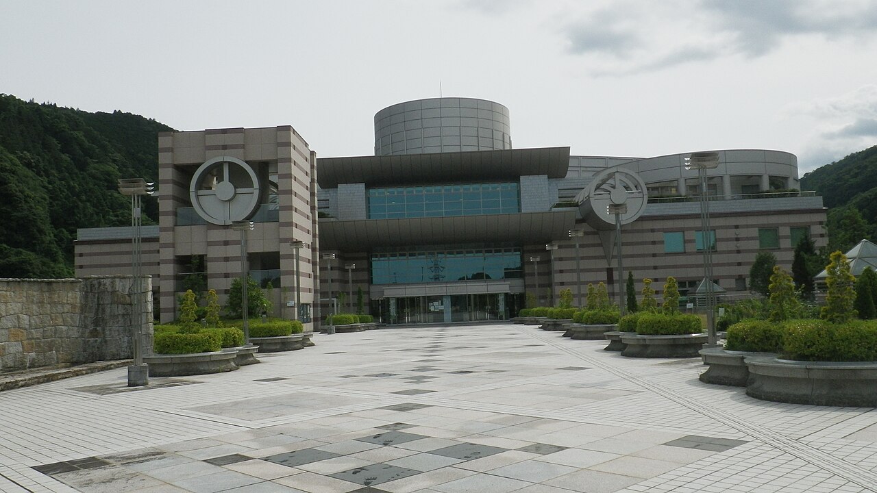 神奈川県立生命の星・地球博物館の恐竜展示